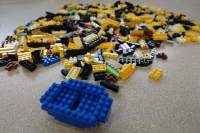 LEGO Speed Champions vs LEGO Classic