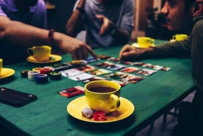 Sistemas de RPG de mesa além da fantasia medieval